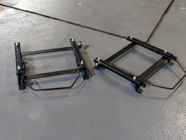 Bride Super Seat rail RO Type BMW F22 2 series 櫈架(二手)
