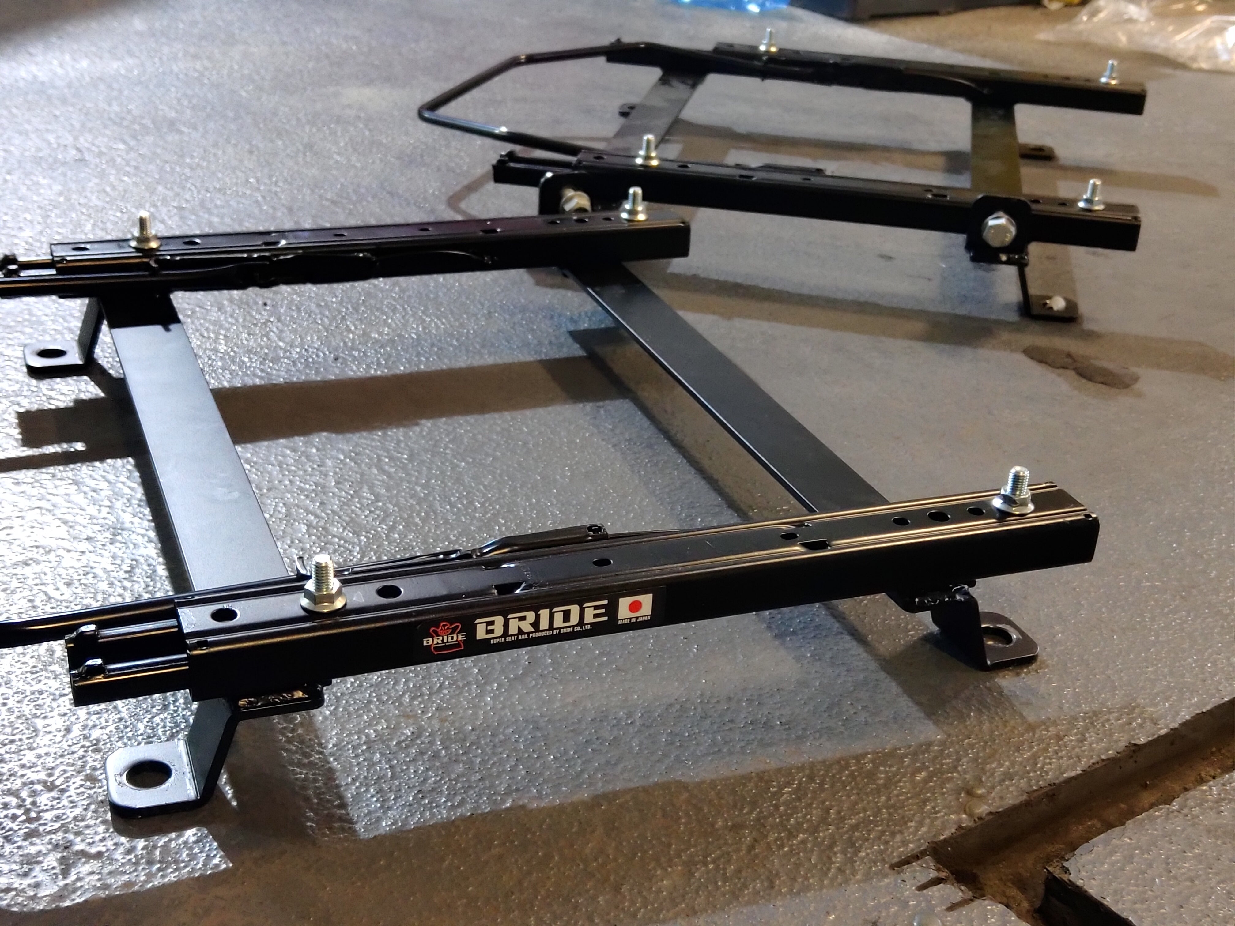 Bride Super Seat rail RO Type BMW F22 2 series 櫈架(二手)