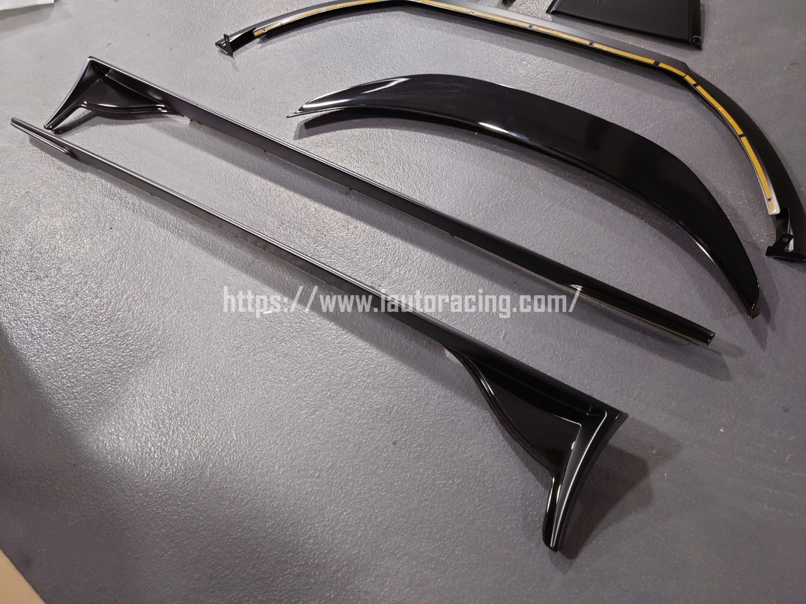 AKEa MAX ORIDO GR86 STYLE - AERO SET